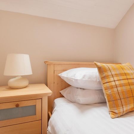 High Street Apartment Единбург Екстериор снимка